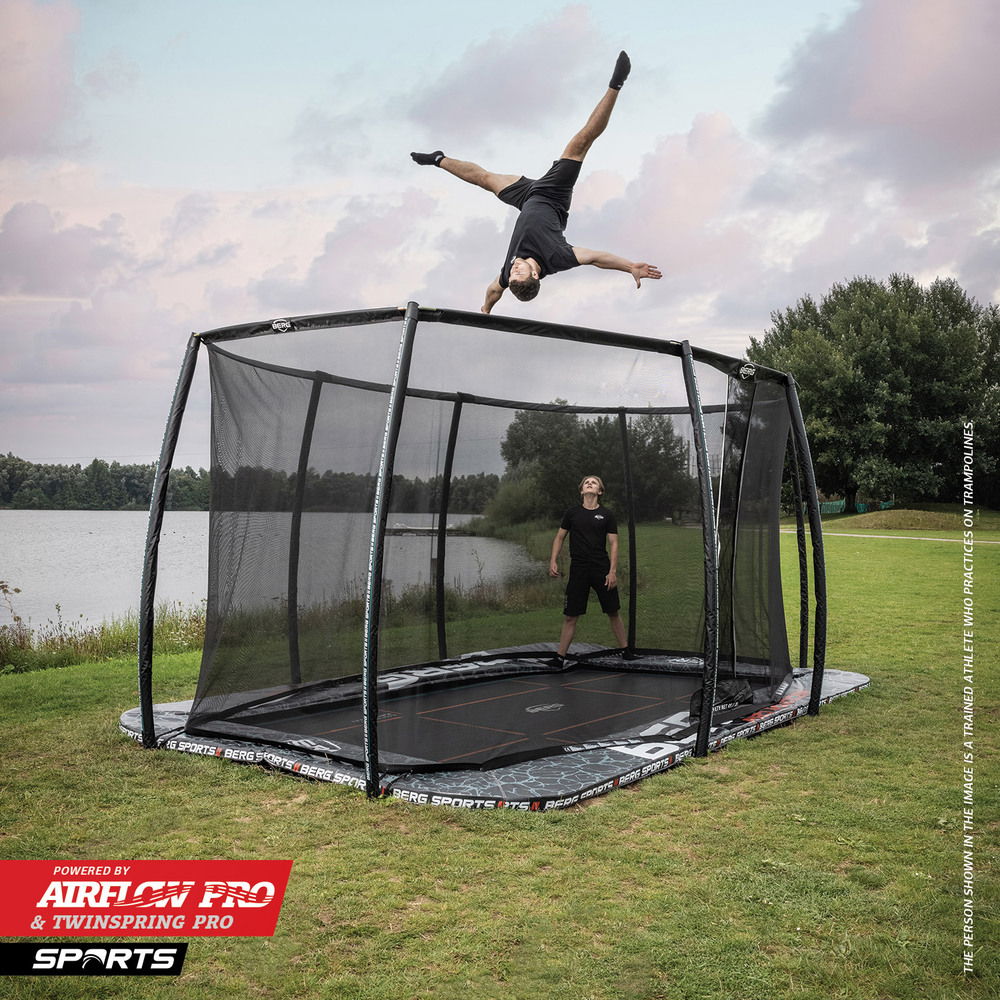 BERG Trampolin FlatGround ULTIM Pro Bouncer 5x5 m + Sicherheitsnetz DLX XL PB 5x5 m (NEU) BERG Trampolin FlatGround ULTIM Pro Bouncer 5x5 m + Sicherheitsnetz DLX XL PB 5x5 m (NEU)