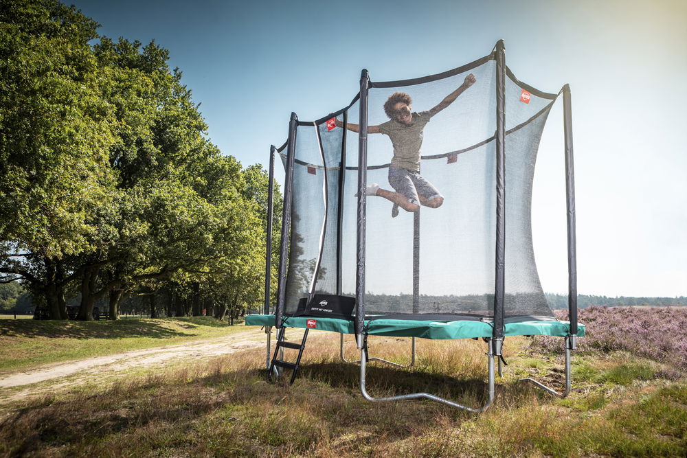 BERG Trampolin Regular ULTIM Favorit Green 280 + Sicherheitsnetz Comfort BERG Trampolin Regular ULTIM Favorit Green 280 + Sicherheitsnetz Comfort