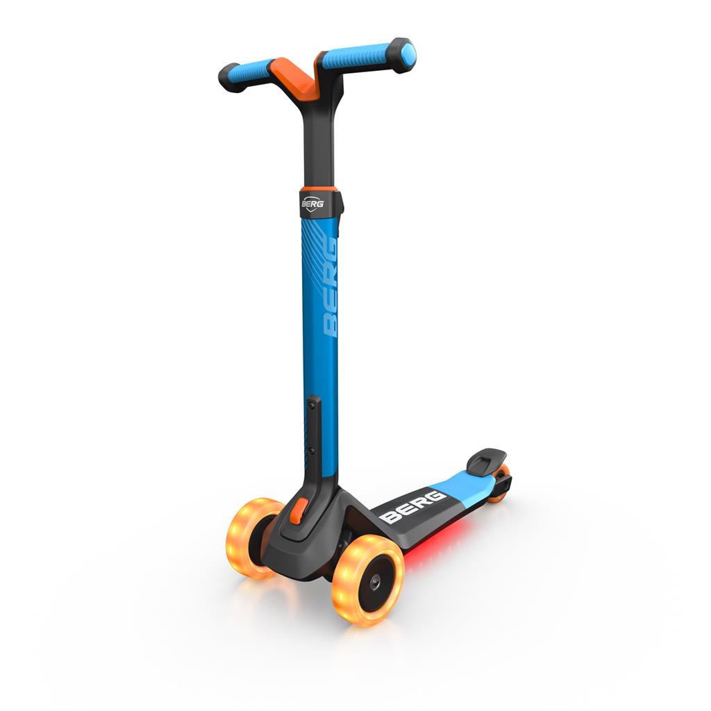 BERG Kinderroller NEXO Lights LED-Deck Blue (NEU) BERG Kinderroller NEXO Lights LED-Deck Blue (NEU)