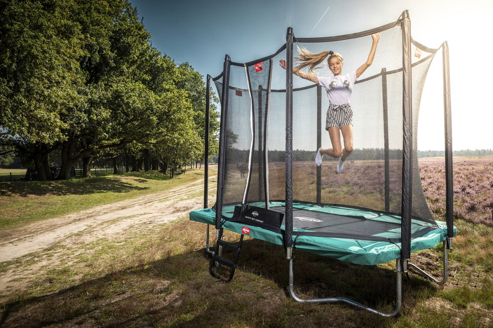 BERG Trampolin Regular ULTIM Favorit Green 280 + Sicherheitsnetz Comfort BERG Trampolin Regular ULTIM Favorit Green 280 + Sicherheitsnetz Comfort