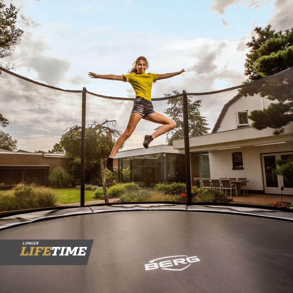 BERG Trampolin InGround ROUND Favorit Grey Ø330 cm + Sicherheitsnetz Comfort BERG Trampolin InGround ROUND Favorit Grey Ø330 cm + Sicherheitsnetz Comfort